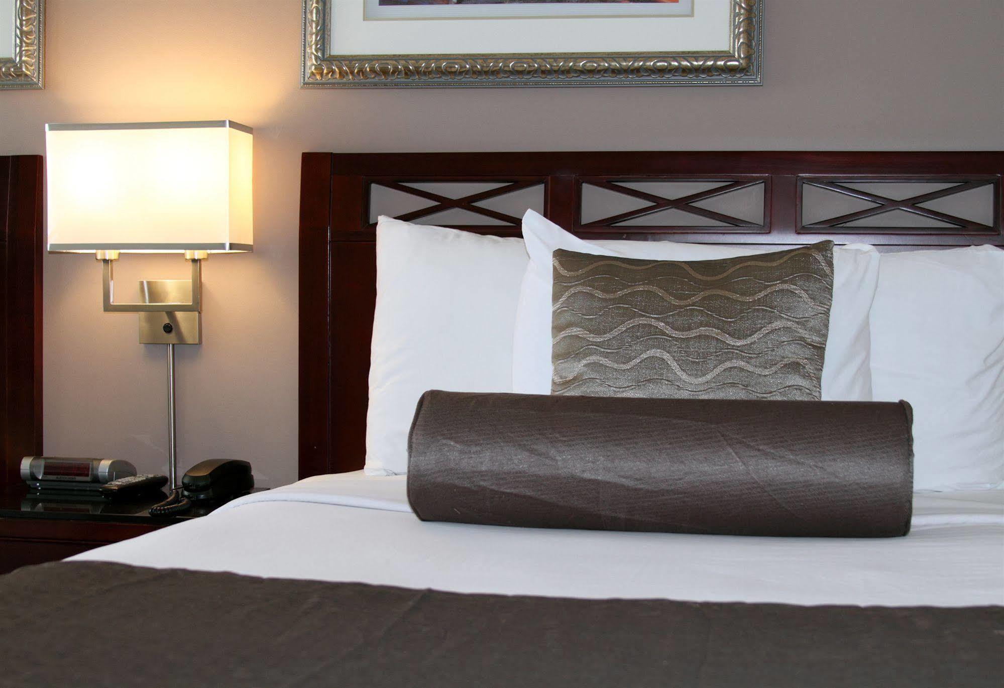 Red Lion Inn And Suites Victoria Dış mekan fotoğraf